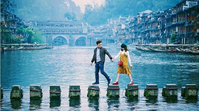 Chiêm bao thấy cùng người lạ đi du lịch Trung Quốc