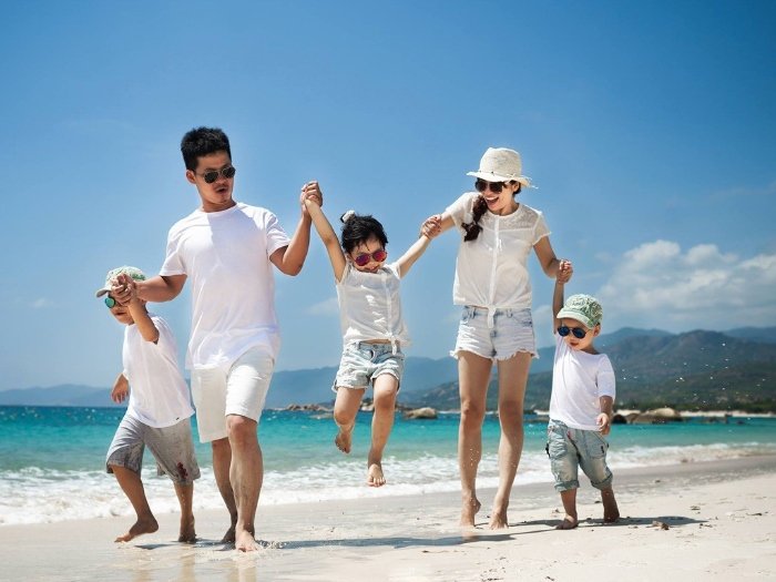 Thấy mình đi du lịch Anh cùng gia đình trong mơ